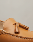 Caviúna Caramel Calf Leather Tassel Loafers – Flat