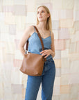 ROBIN Leather Handbag Large - Camel Brown