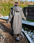 Sports Cape Charcoal and Blue