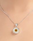 Daisy Round Pendant Necklace