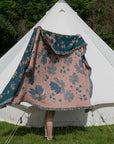 Deco Daisy Blanket