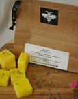 Grounded
Natural Beeswax Melts (Sandalwood & Amber)
