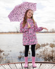 Pink raincoat with color-changing hearts-3
