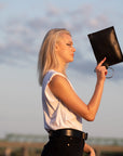 Clutch Nina With a Ring Handle