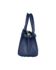 RB1016D | Borsa Donna a Mano in Vera Pelle Made in Italy con tracolla removibile. Attacchi con moschettoni in metallo Oro Lucido - Colore Blu - Dimensioni: cm 28 x 20 x 14 + 12,5