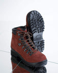 Waterproof Hiking Boots in Rosso Aragosta