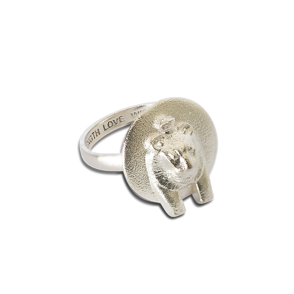 Sekhmet Fire Necklace Ring in Silver