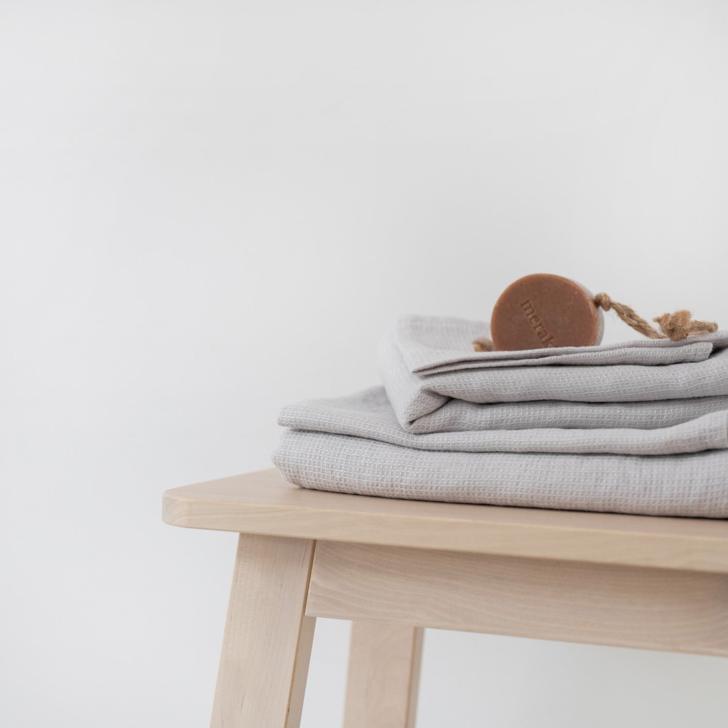Linen Fine Waffle Bath Towel