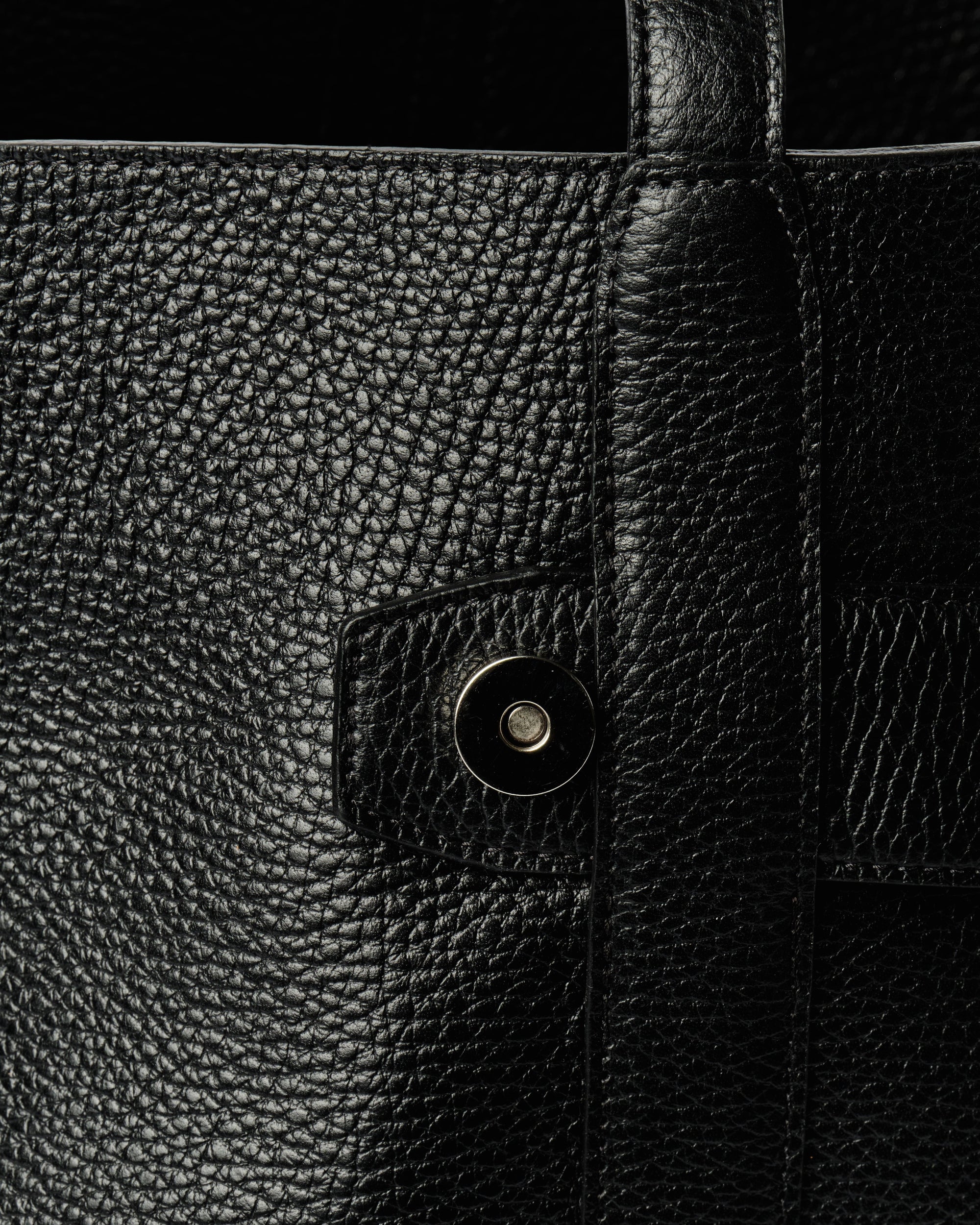 The Navona Bucket Bag in Black