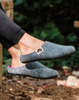 Outback Women's Slipper in Grey and Pink