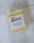 Dark Honey & Sandalwood - Wax Melt Clamshell