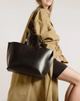 Great Model Bucket Bag in Cookie Brown