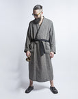 Linen Bathrobe in Black Fishbone