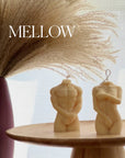 Shy Couple Candle Set