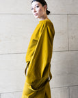 Long sleeves bateau collar shirt