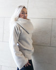 Black or white recycled wool scarf
