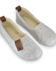 Natural felt and lambswool slippers Toku - White
