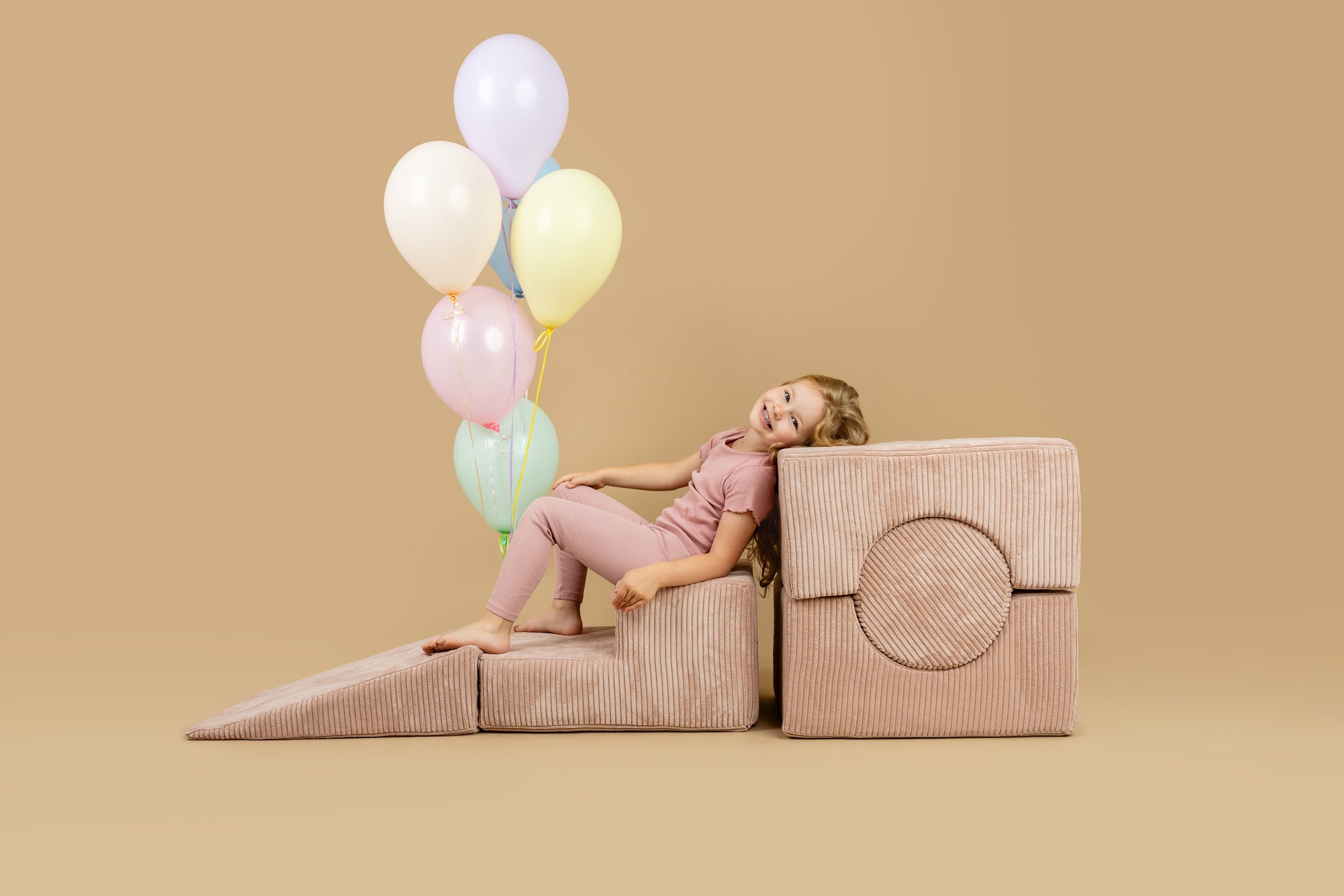 MeowBaby collection at Sostter: Ball pits, foam play mats, and children’s accessories designed for fun and style.