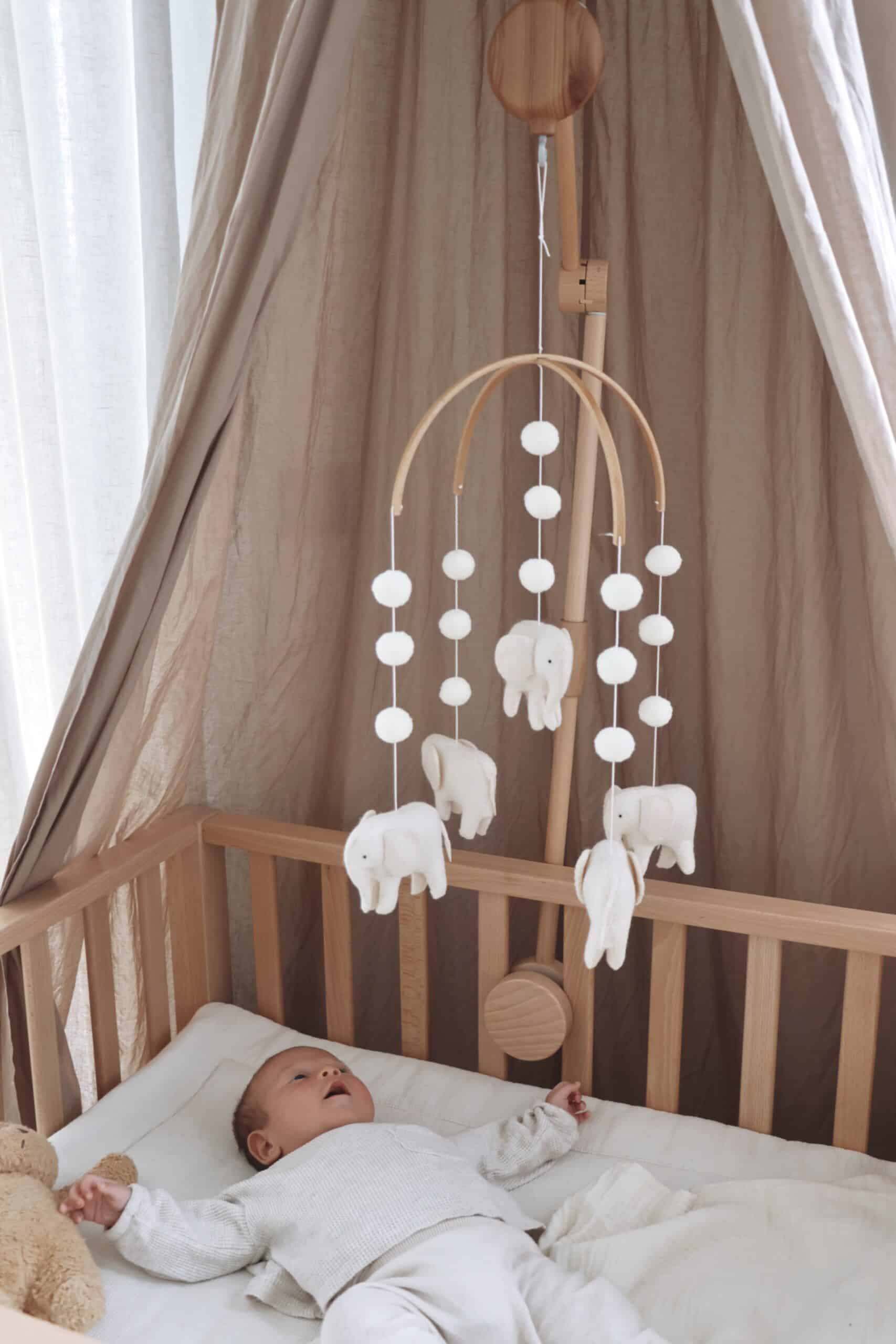 Little Loua VOF handmade children’s mobile from Belgium with soft colours and gentle, playful shapes from Brix + Bailey