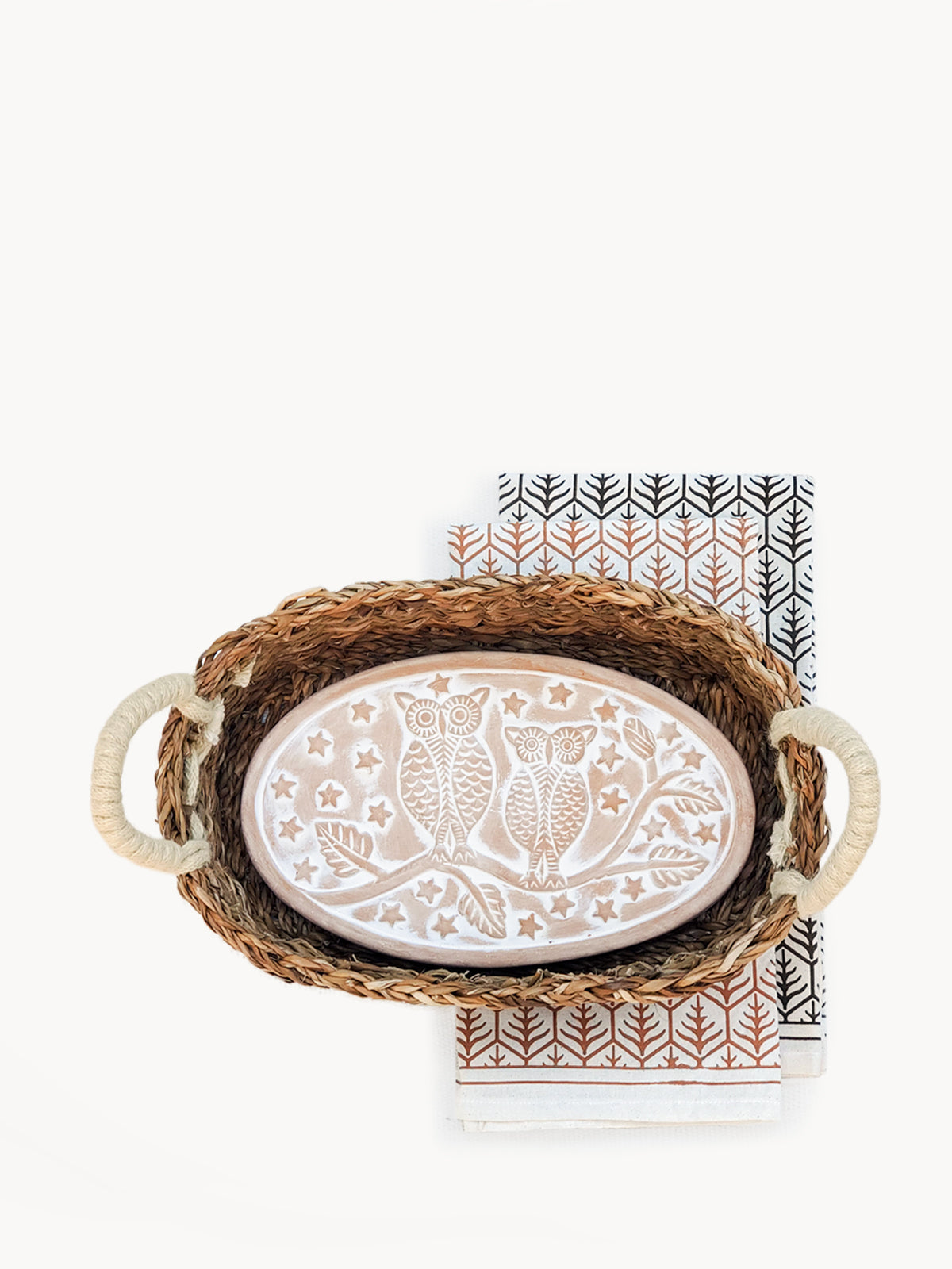 Bread Warmer &amp; Basket Gift Set with Tea Towel - Owl Oval