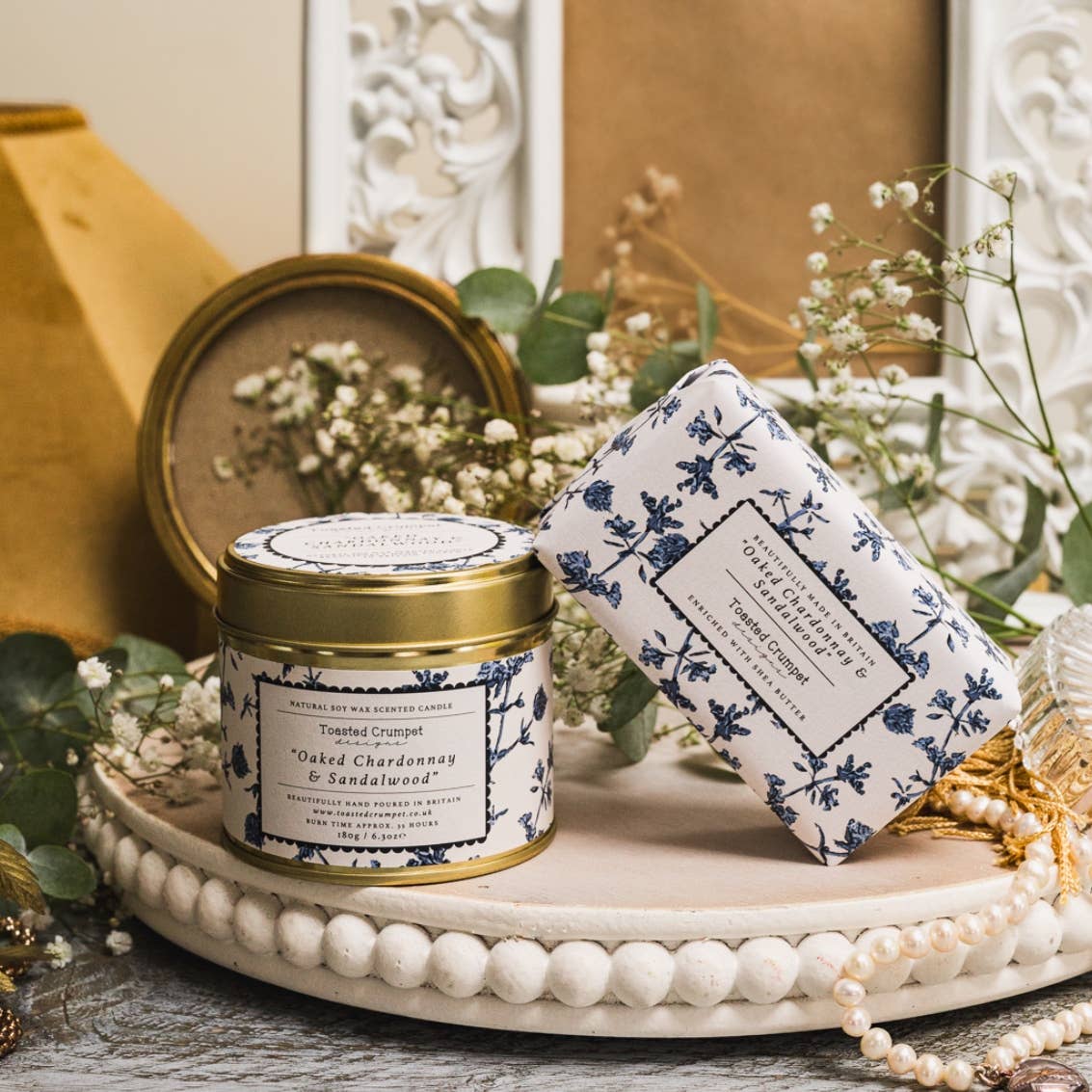 Oaked Chardonnay &amp; Sandalwood Candle in a Matt Gold Tin