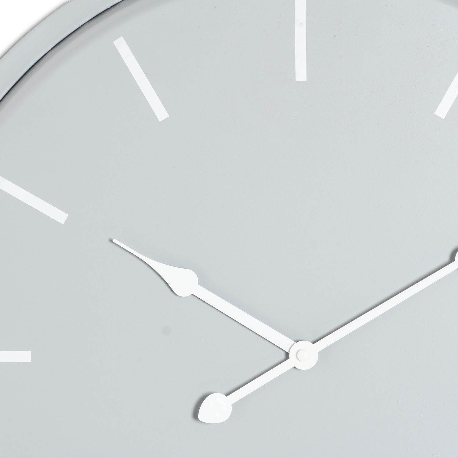 Sleek Karlsson Modern Wall Clock | Stylish Home Decor