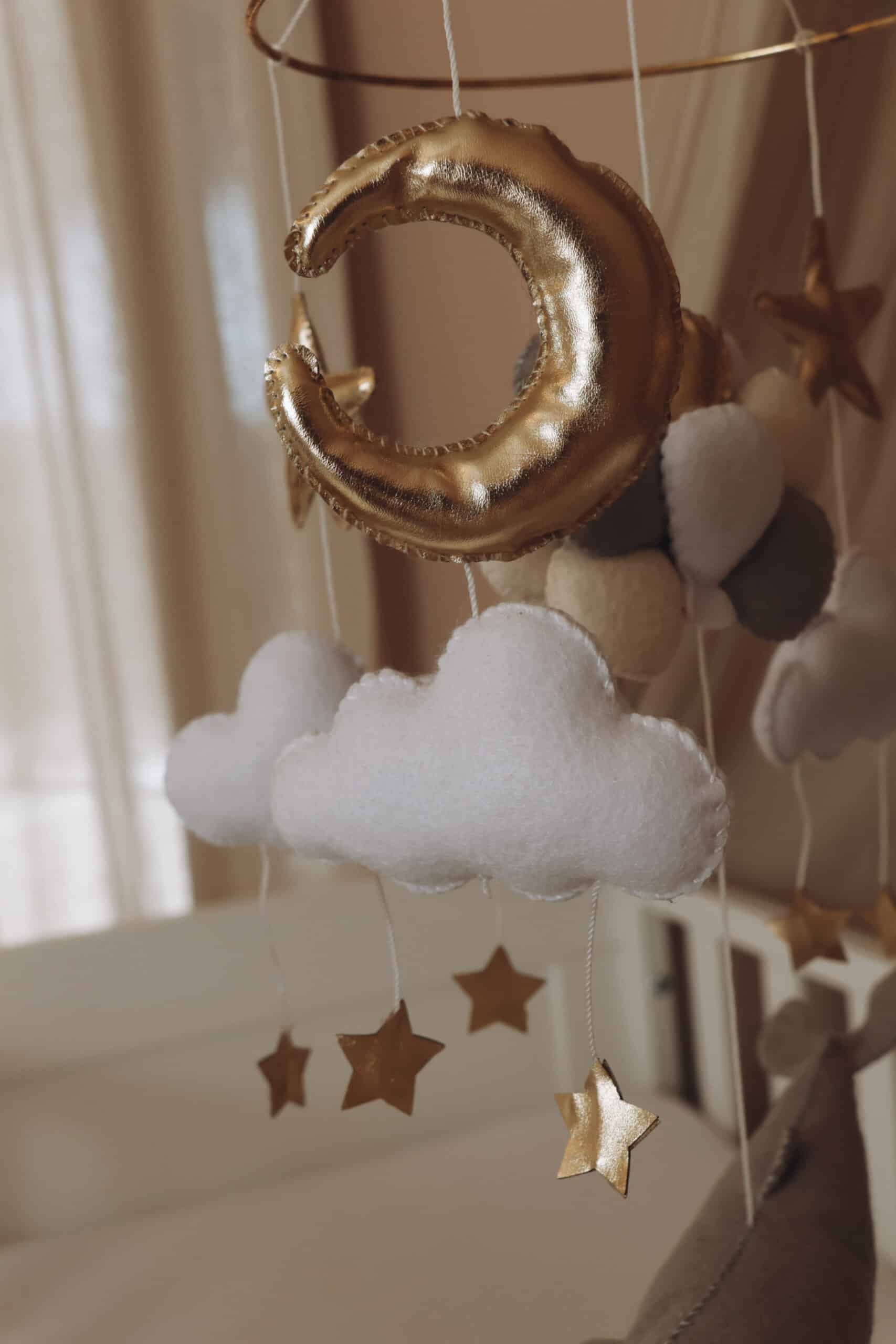 Handmade Whale &amp; Balloons baby mobile-8