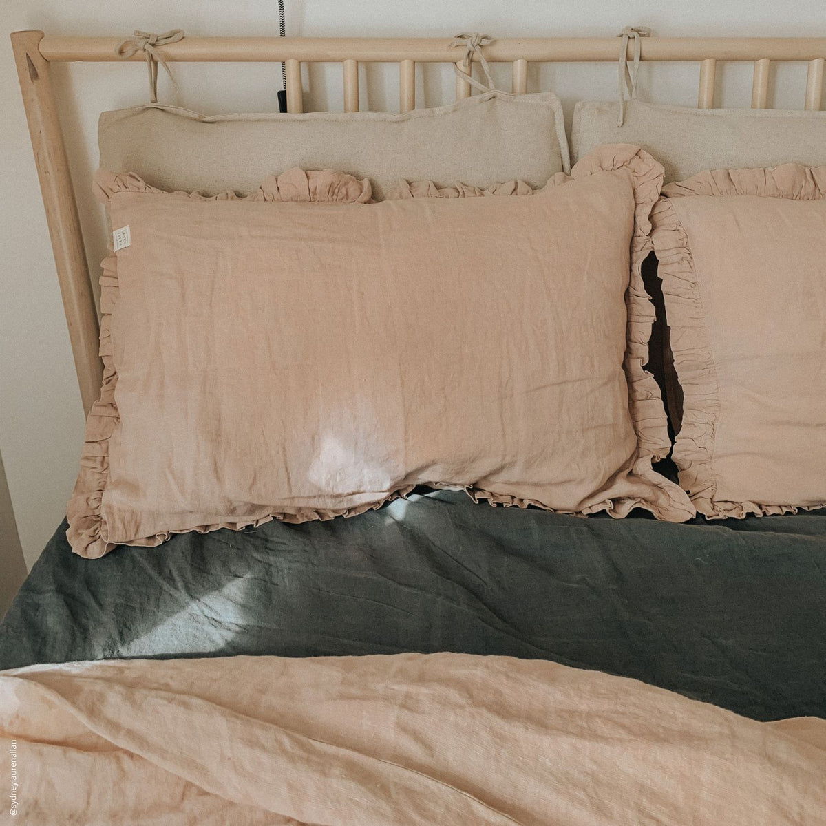 Linen Pillowcase with Frill Detail