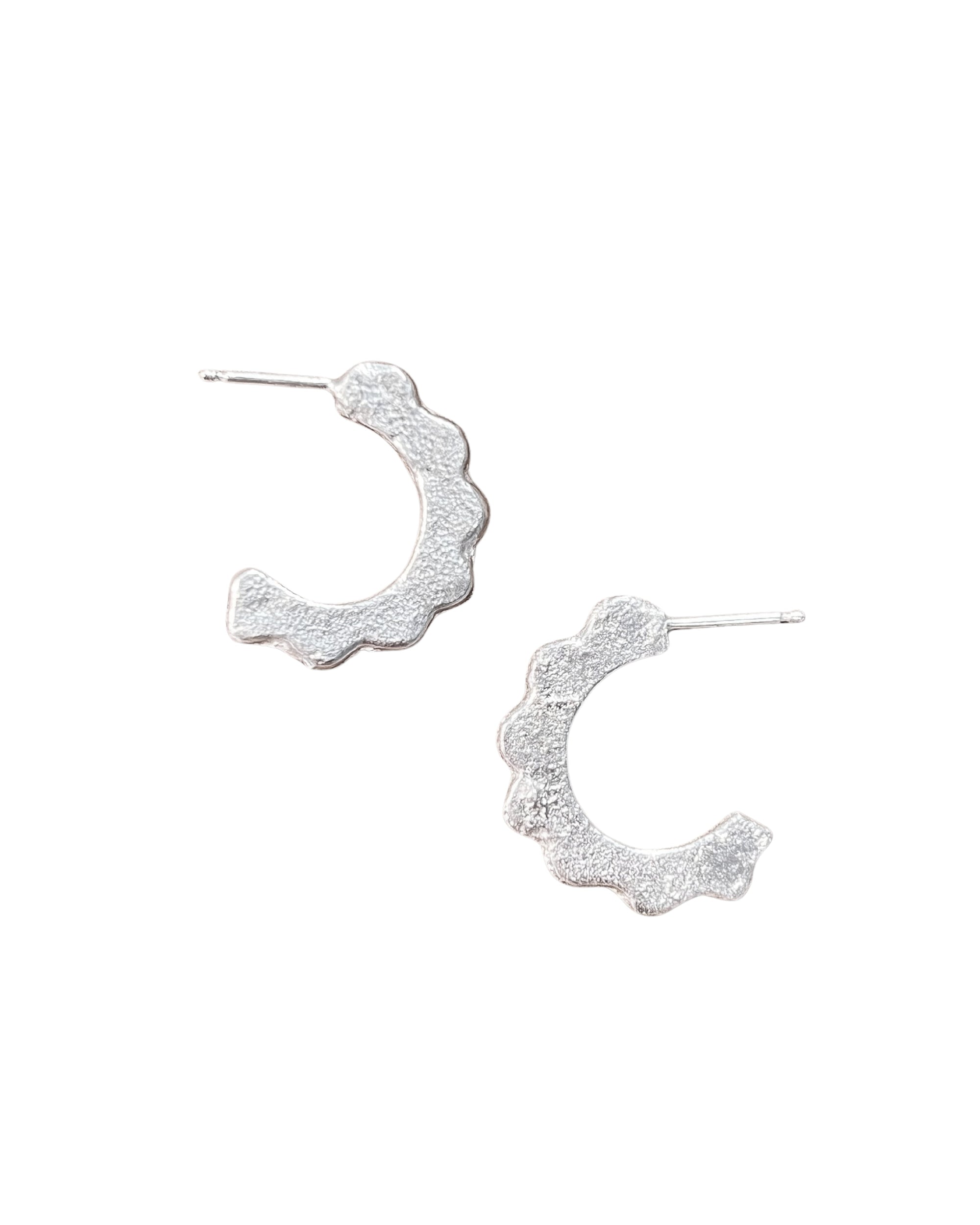 SCALLOPED HOOPS - LARGE