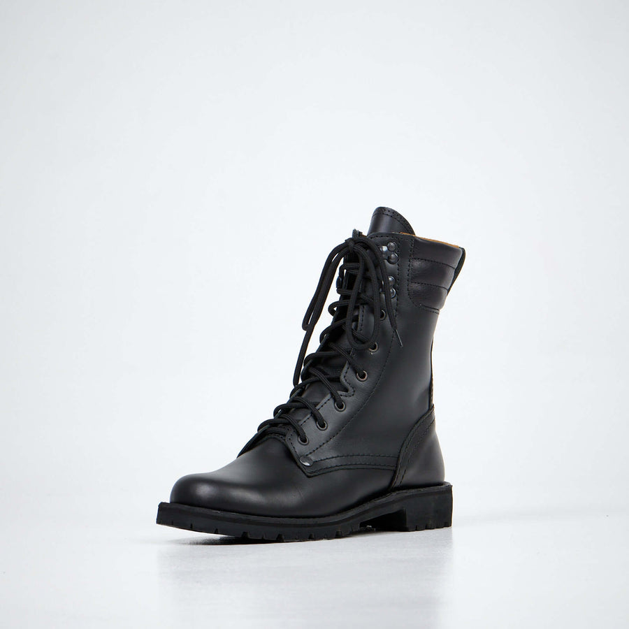 AIPI-1  Handcrafted Unisex Leather Boots