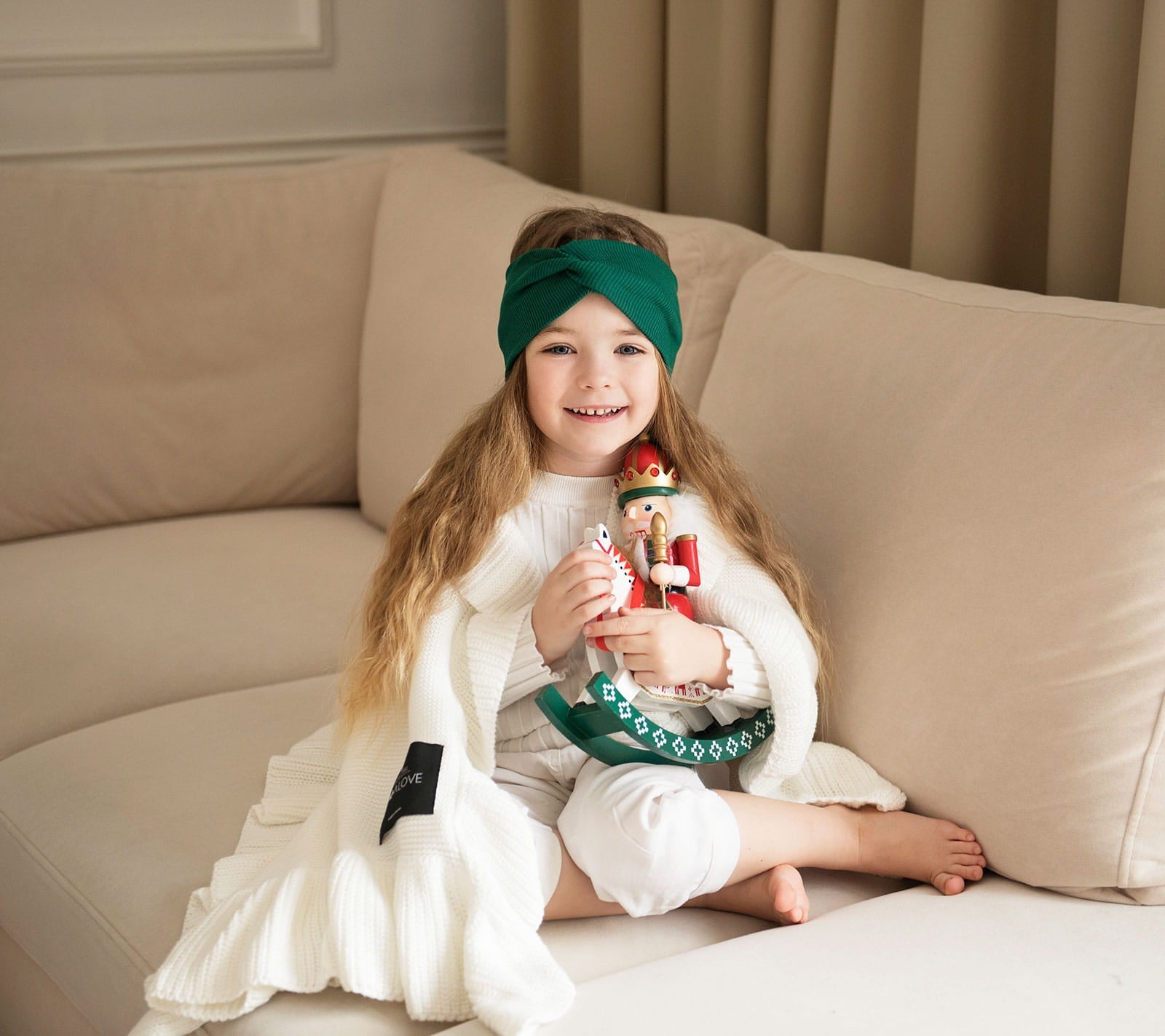 Super Soft Bamboo & Cotton Baby Blanket - Hypoallergenic, Eco-Friendly & All-Season Comfort by Lullalove UK at brixbailey.com