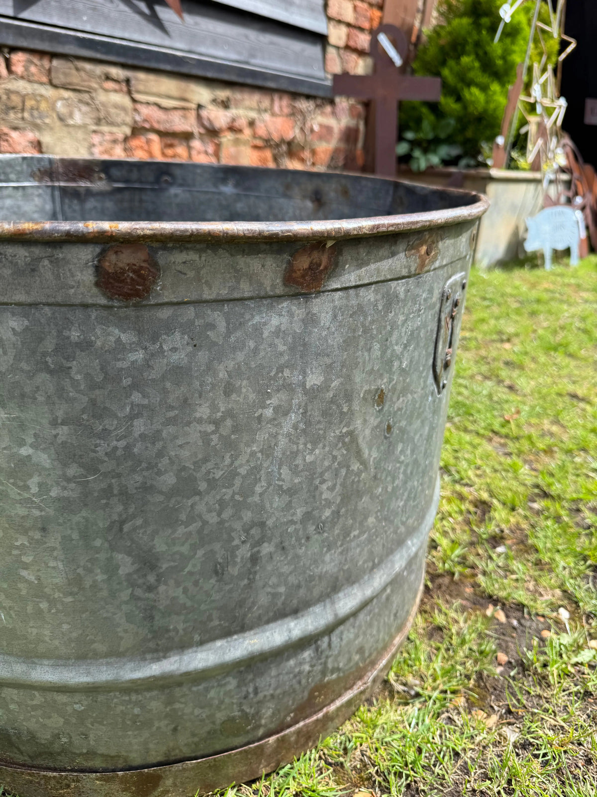 Vintage Galvanised Metal Round Garden Planter Tub Rustic Outdoor Pot