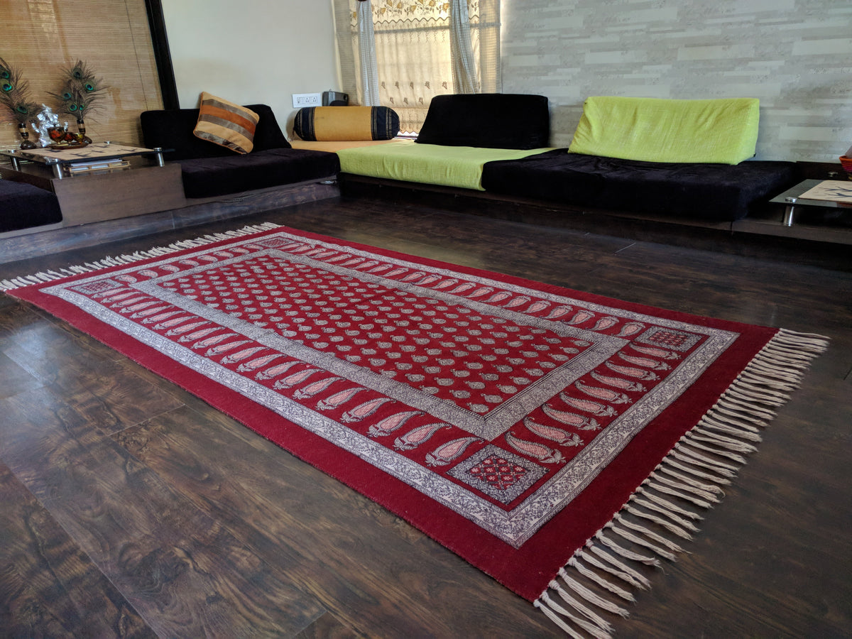 Traditional Paisley Jaal &amp; Border Hand-block Print Rug - Red White