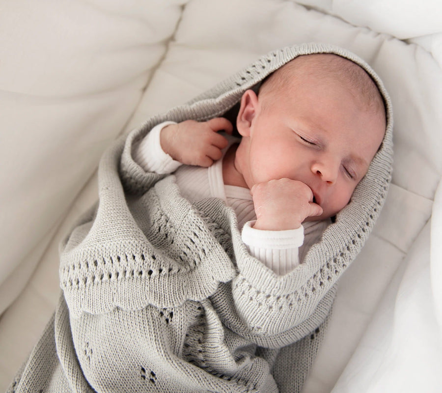 Softest Natural Bamboo & Cotton Cellular Baby Blanket - Hypoallergenic & Breathable for Newborns by Lullalove UK at brixbailey.com