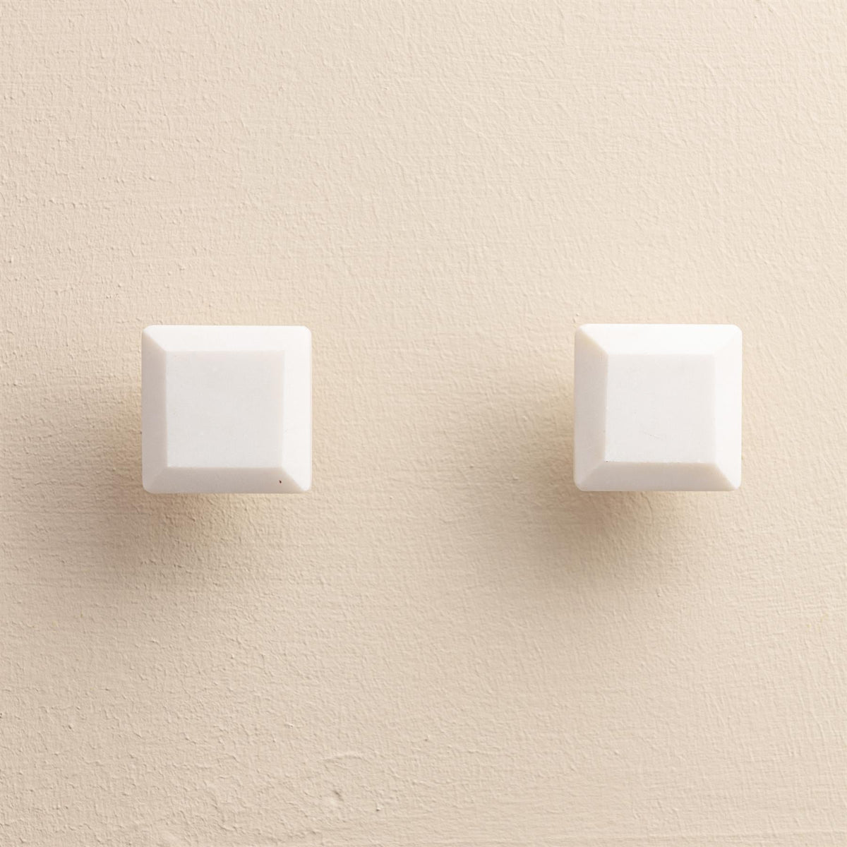 Samara White Stone Drawer Knobs