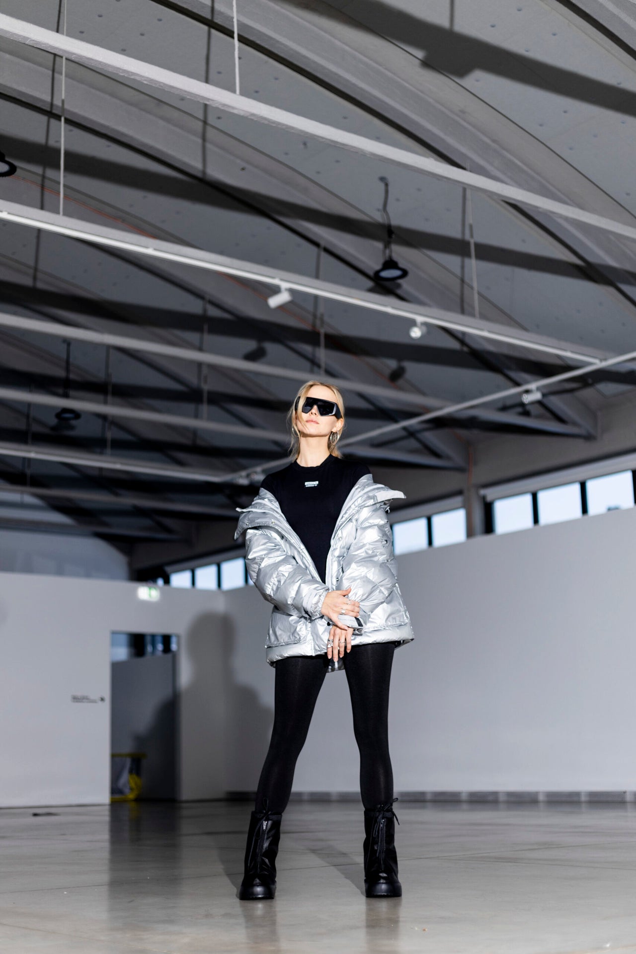 All-Weather Overboots – Waterproof & Portable for Outdoor Work by Samelin at www.brixbailey.com