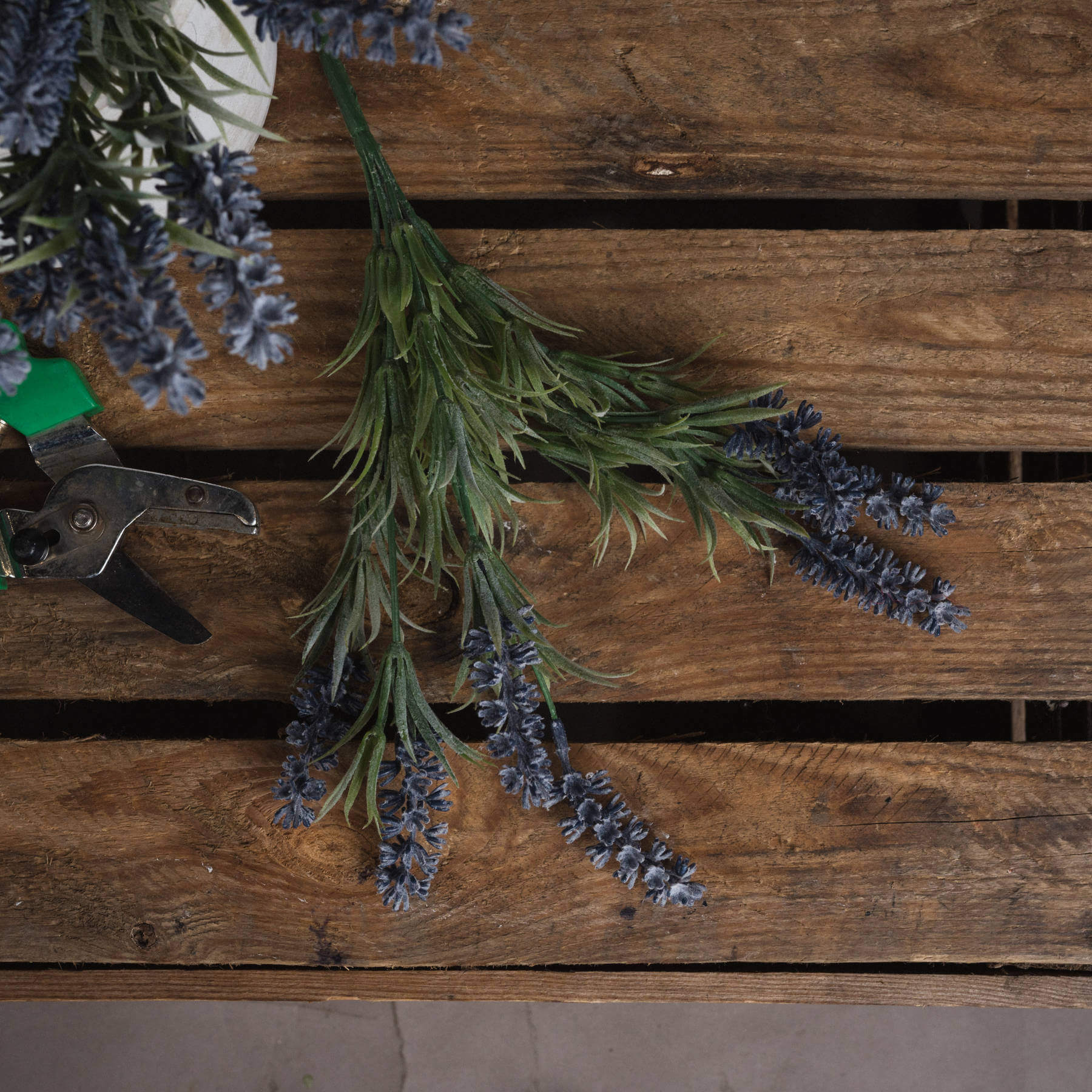 Soothing Lavender Mist | Travel-Size Relaxation