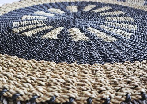 Round Seagrass Black &amp; Tan - Inner Sun - 1m
