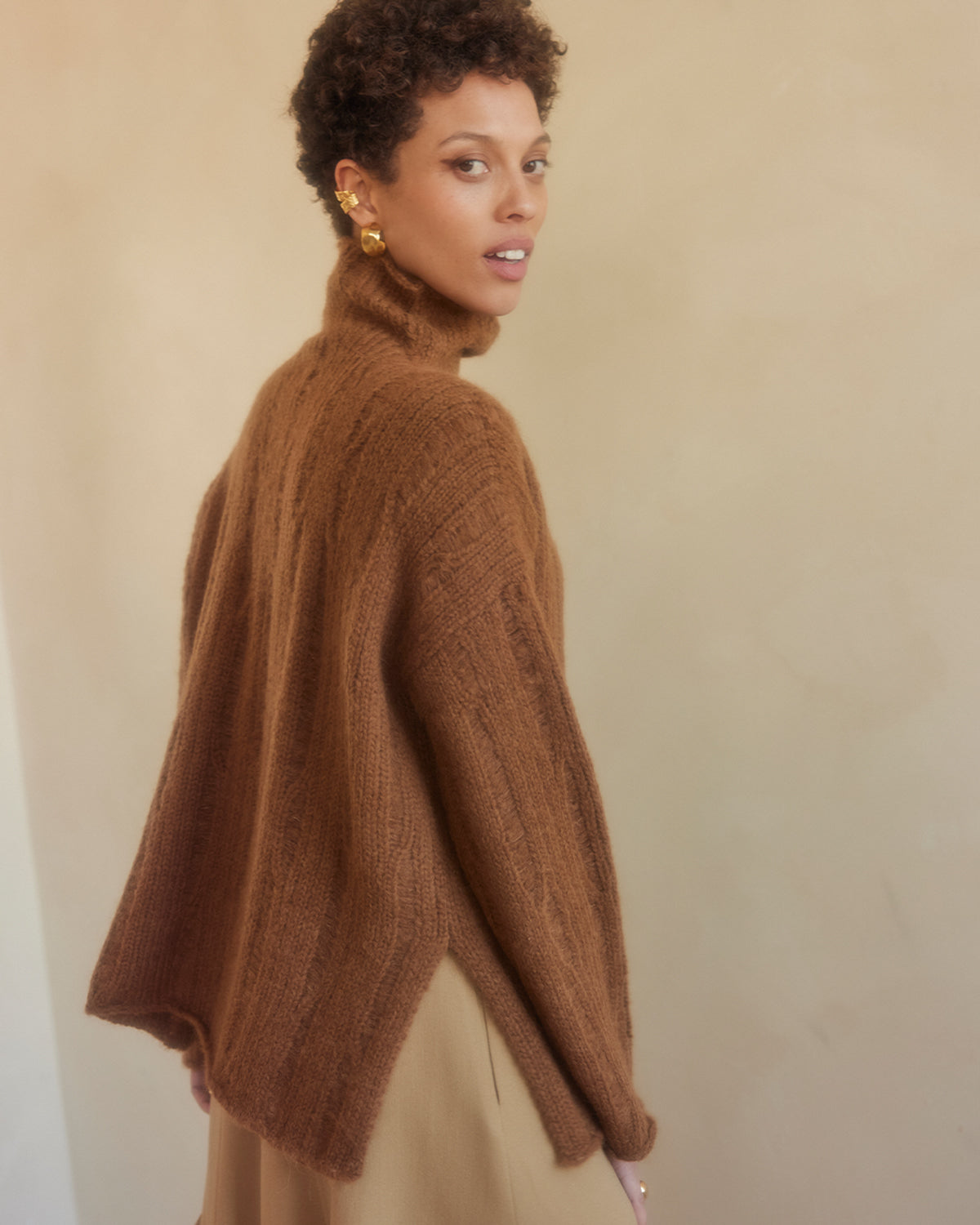 Oversized Ribbed Knit Sweater