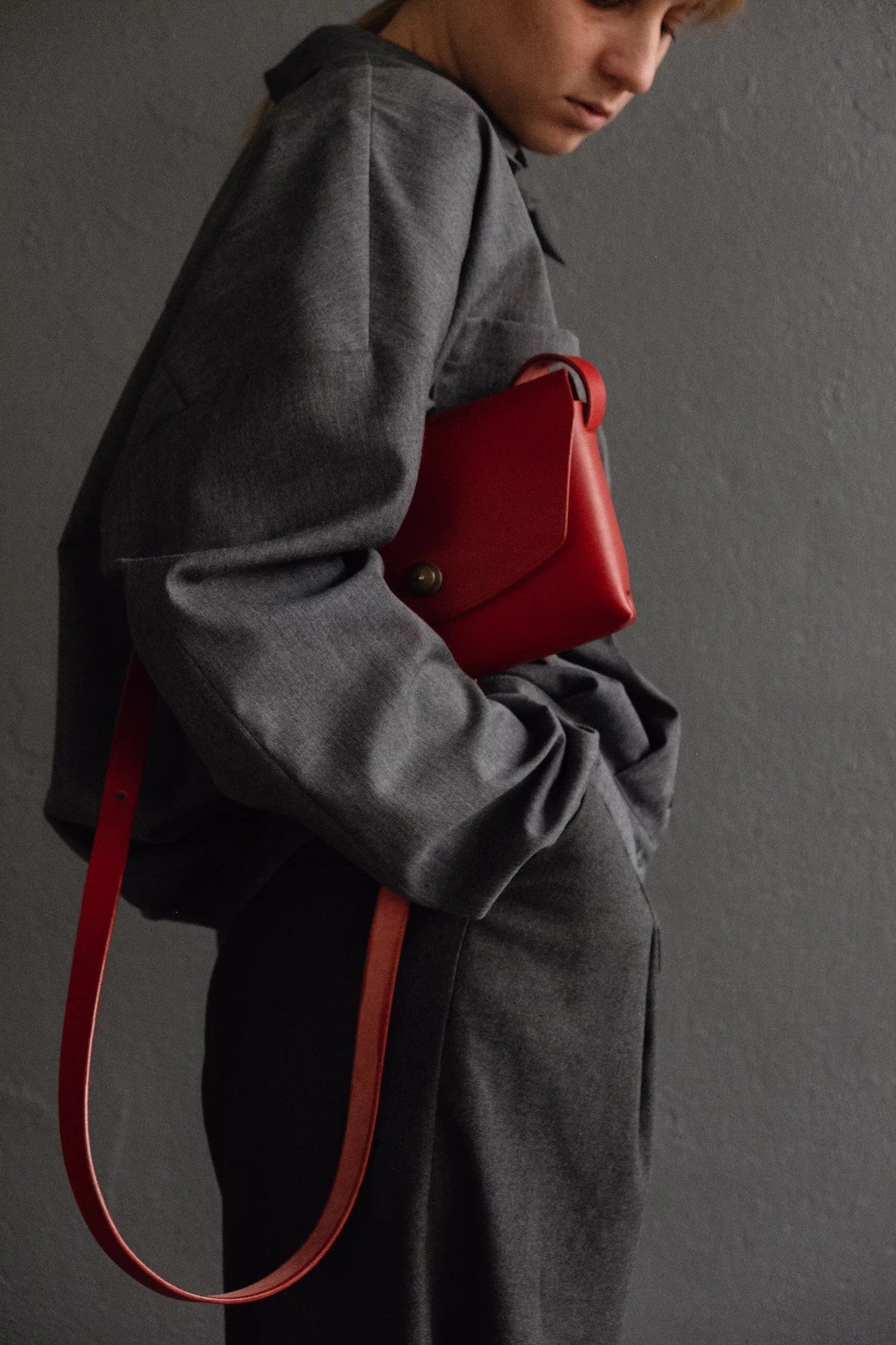 Red Leather Clutch Bag for Stylish Evenings