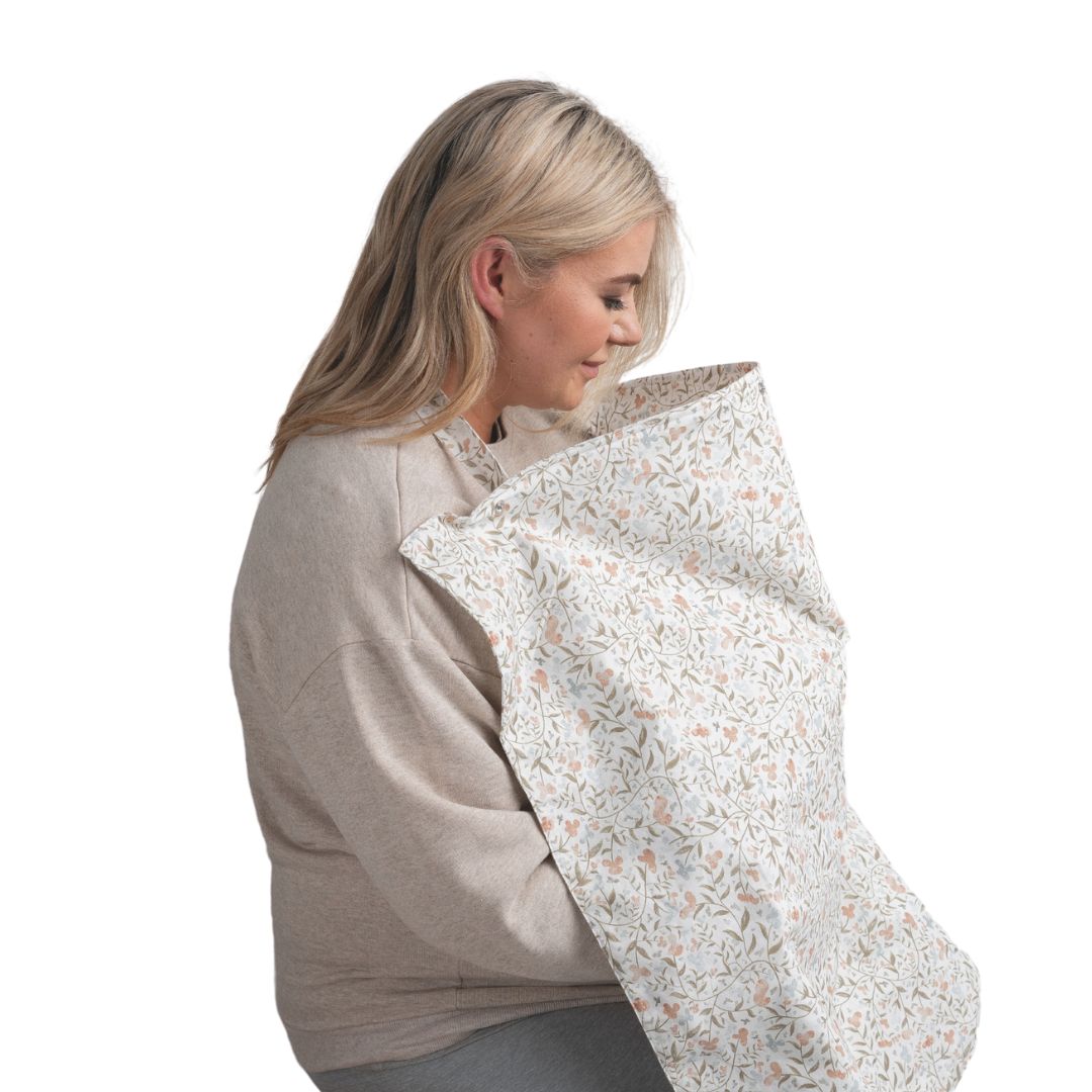 Feeding &amp; Pumping Privacy Cover - Sweet &amp; Wild