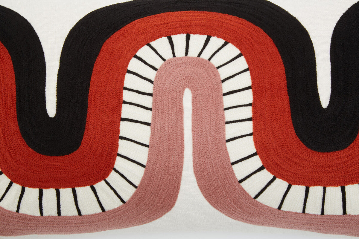 Curve Pattern Rectangular Cushion | Bosie Ozella
