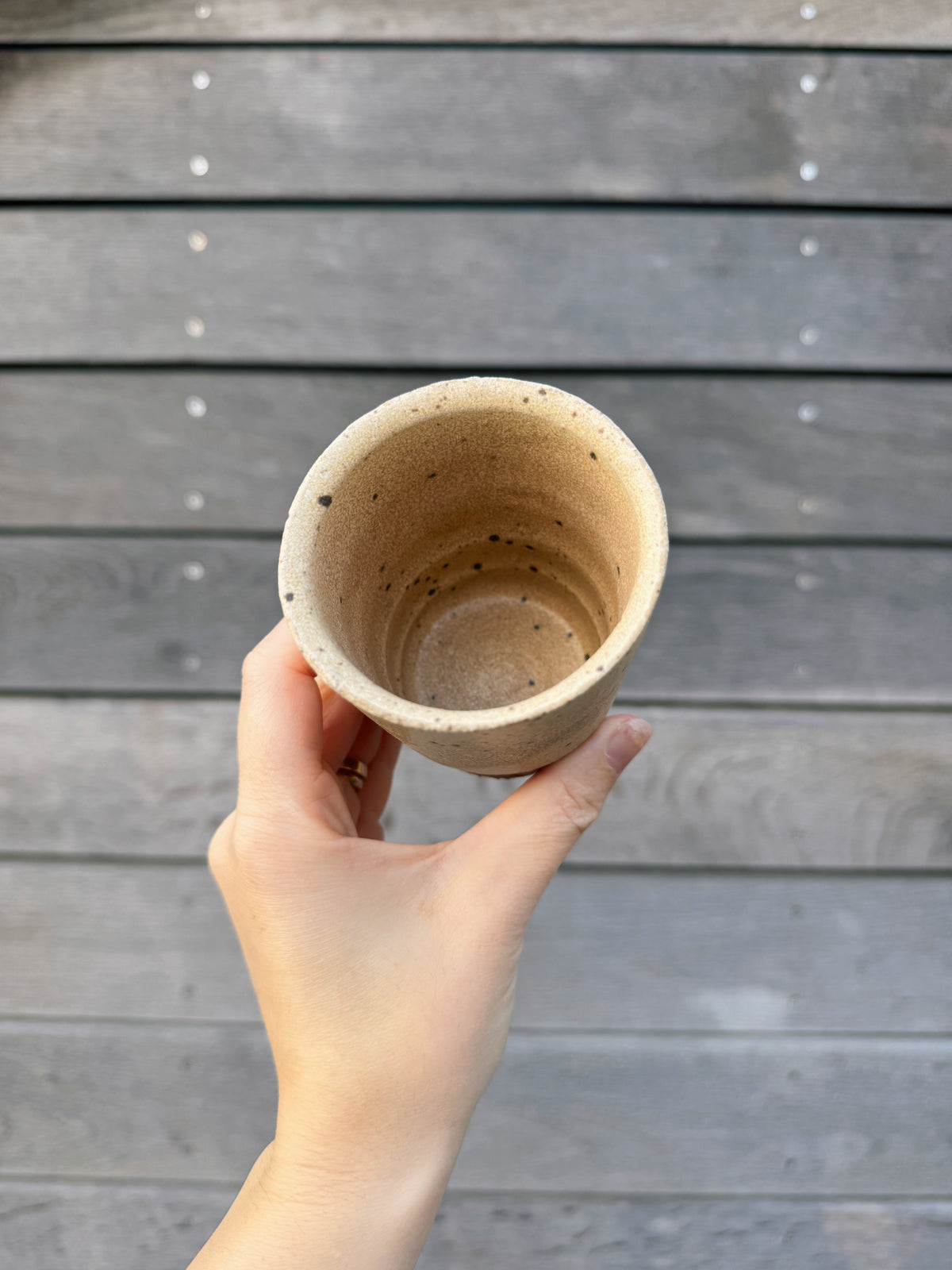 Flat white cups