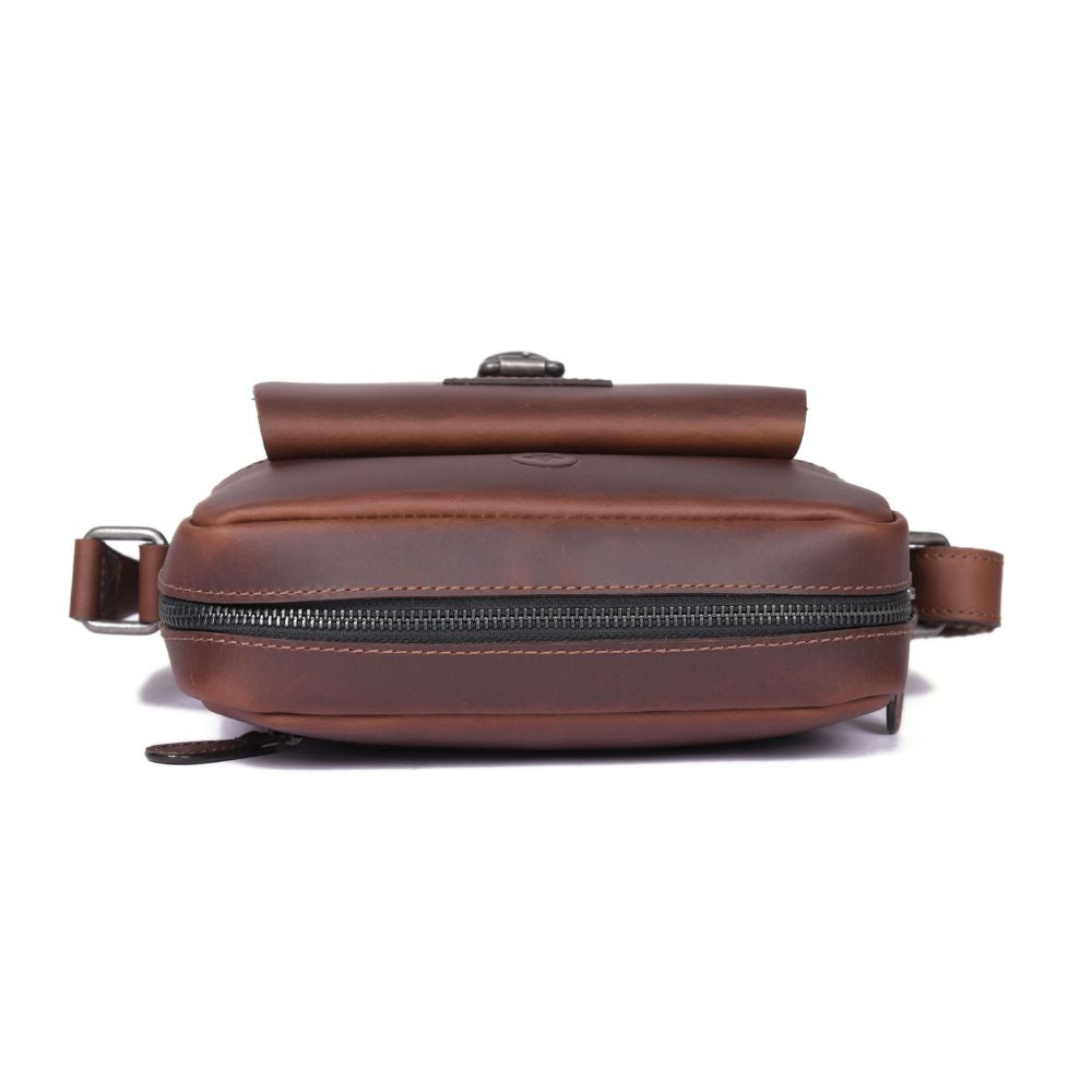 Voyager Leather Messenger – Stylish European Cow Leather