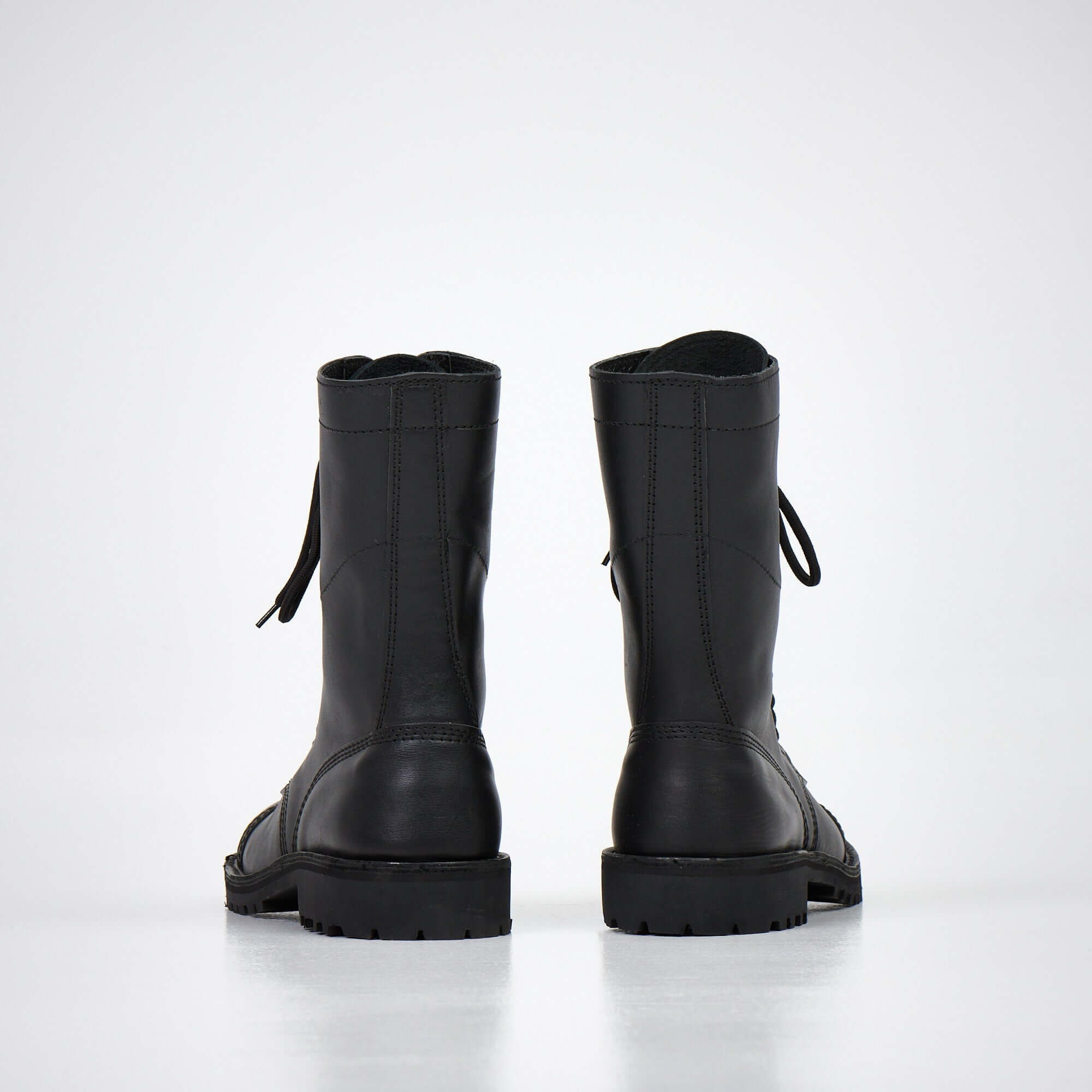 Handcrafted Unisex Leather Boots