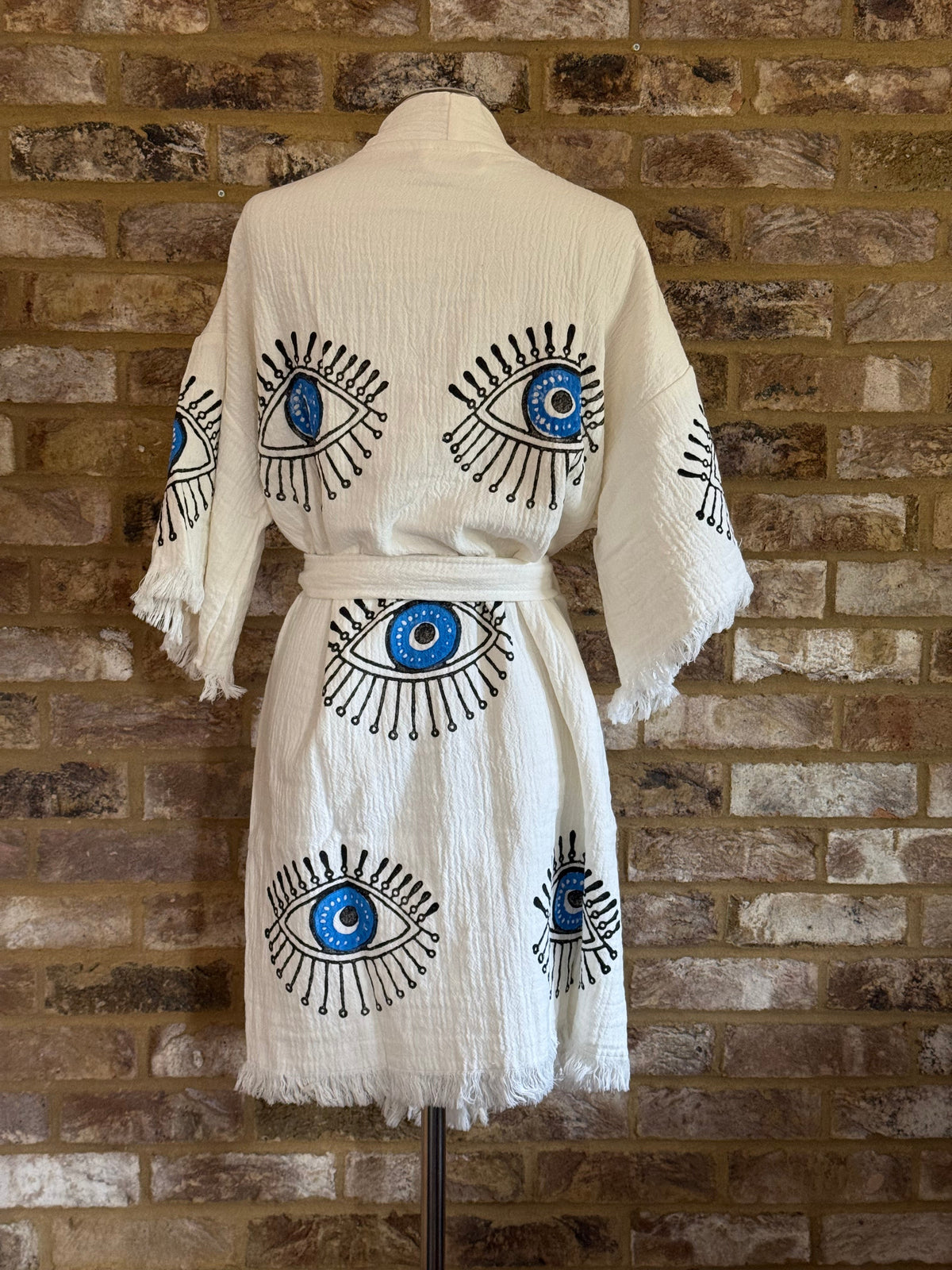 Organic Kimono in White with Light Blue Eye: Short