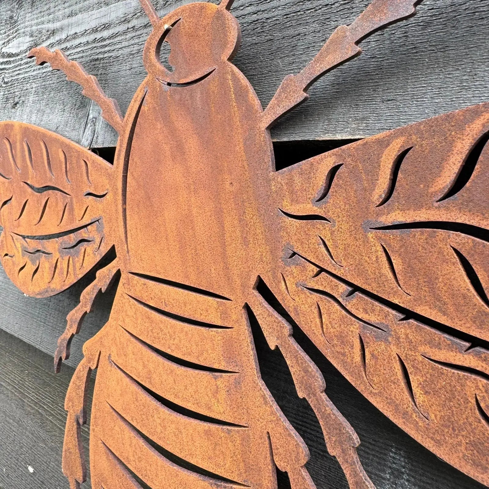 Large Rusty Metal Bee Garden Decoration