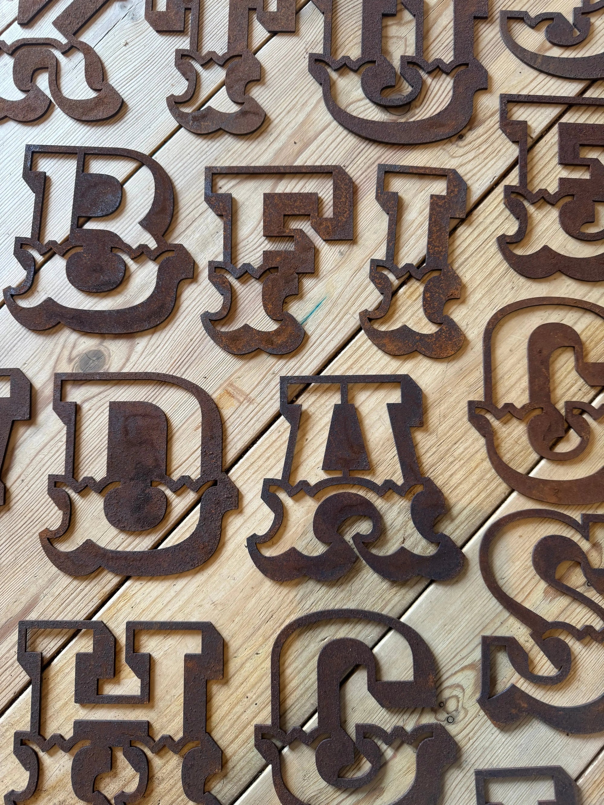 Rusty 5" Carnival Metal Letters A-Z