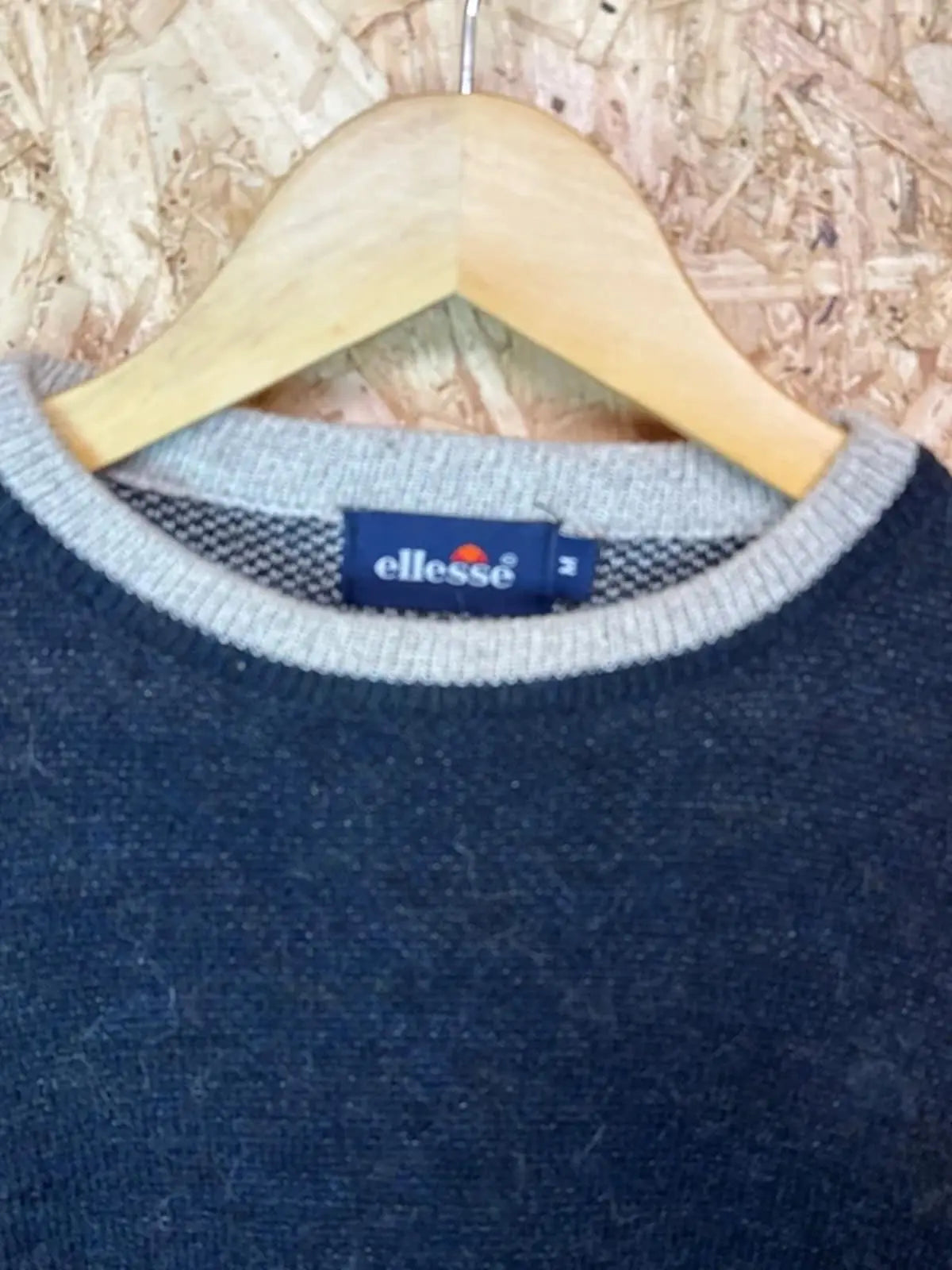 Vintage original 1990’s Ellesse Spell Out jumper sweatshirt unisex Medium 