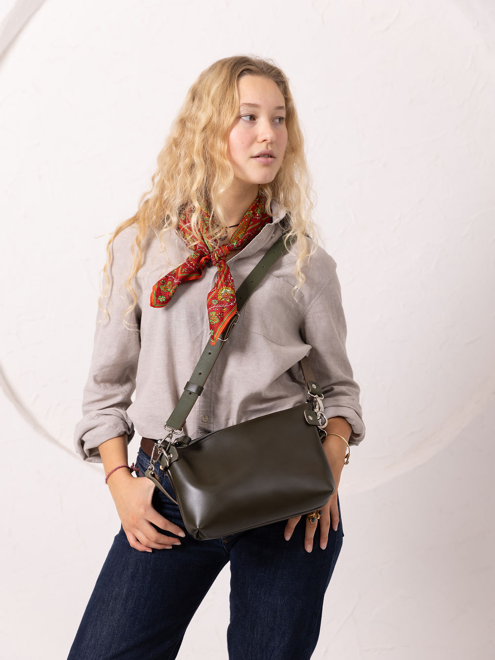 Leather Shoulder and Clutch Bag in Dirty Green
